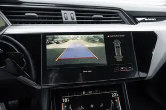 Audi e-tron, 230 kW, электричество, автомат, полный привод