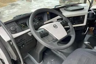 Volvo FH 500 6x2, 375 kW, diesel, automatic