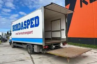 Mercedes-Benz Atego, 130 kW, дизель, механическая