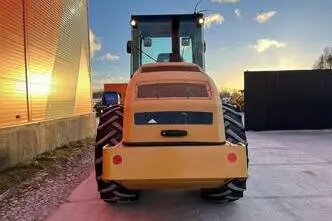 Caterpillar CS 56, 116 kW, diesel