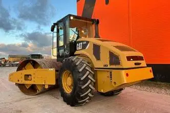 Caterpillar CS 56, 116 kW, diesel
