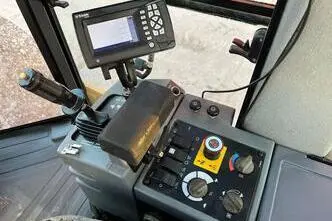 Caterpillar CS 56, 116 kW, diesel