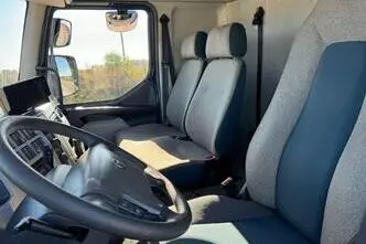 Volvo FL240, 177 kW, дизель, механическая