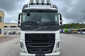 Volvo FH540, 405 kW, diesel, automatic