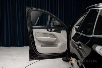 Volvo XC60, 2.0, 335 kW, hybrid, automatic, four-wheel drive