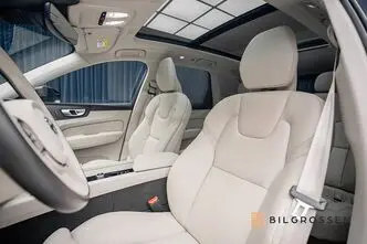 Volvo XC60, 2.0, 335 kW, hybrid, automatic, four-wheel drive
