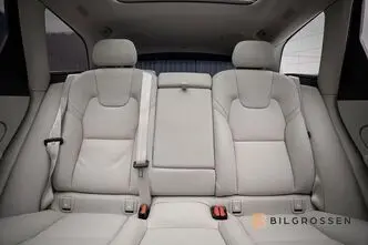 Volvo XC60, 2.0, 335 kW, hybrid, automatic, four-wheel drive