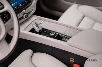 Volvo XC60, 2.0, 335 kW, hybrid, automatic, four-wheel drive