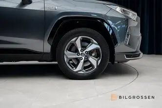 Toyota RAV4, 2.5, 225 kW, plug-in hybrid, automatic, four-wheel drive