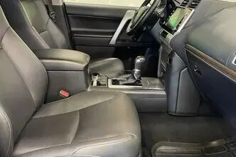 Toyota Land Cruiser, 2.8, 150 kW, diesel, automatic, four-wheel drive