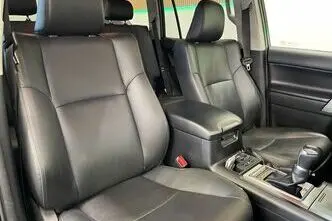 Toyota Land Cruiser, 2.8, 150 kW, diesel, automatic, four-wheel drive