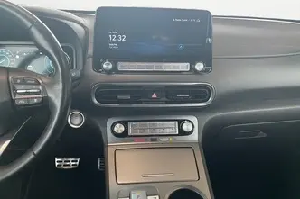 Hyundai Kona, electric, automatic, front-wheel drive