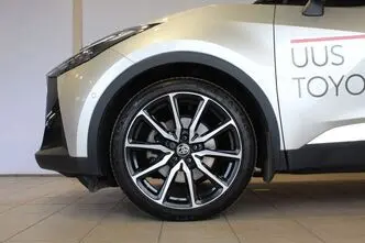 Toyota C-HR, 2.0, 112 kW, hübriid, automaat, nelikvedu