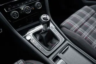 Volkswagen Golf, 2.0, 180 kW, bensiin, manuaal, esivedu