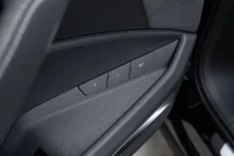 Audi e-tron, 300 kW, elekter, automaat, nelikvedu