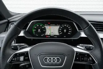 Audi e-tron, 300 kW, elekter, automaat, nelikvedu