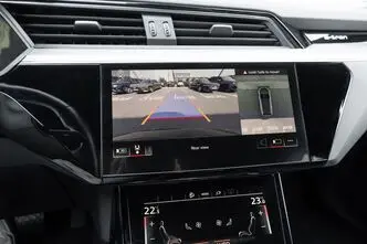 Audi e-tron, 300 kW, elekter, automaat, nelikvedu