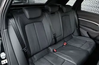 Audi e-tron, 300 kW, elekter, automaat, nelikvedu