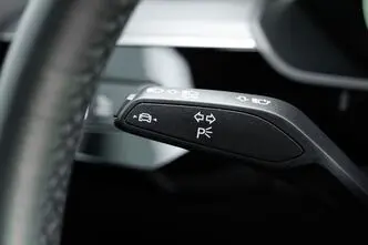 Audi e-tron, 300 kW, elekter, automaat, nelikvedu