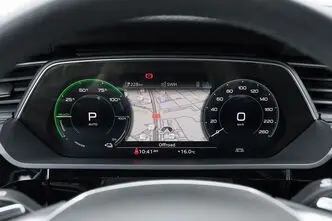 Audi e-tron, 300 kW, elekter, automaat, nelikvedu