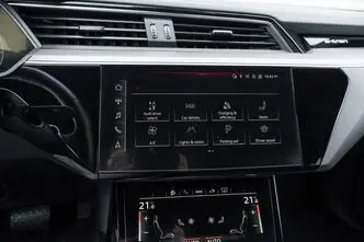 Audi e-tron, 300 kW, elekter, automaat, nelikvedu