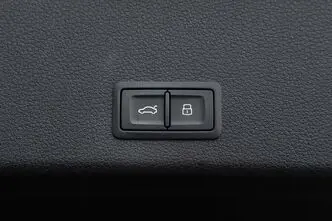Audi e-tron, 300 kW, elekter, automaat, nelikvedu