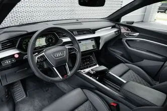 Audi e-tron, 300 kW, elekter, automaat, nelikvedu