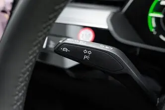 Audi e-tron, 300 kW, elekter, automaat, nelikvedu