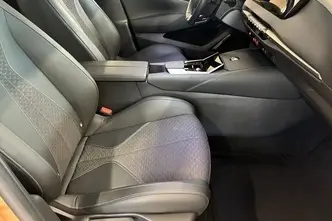 DS 4, 1.6, 165 kW, pistikhübriid, automaat, esivedu