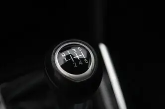 Mazda 2, 1.5, 66 kW, hübriid, manuaal, esivedu