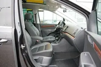 Volkswagen Sharan, 2.0, 162 kW, petrol, automatic, front-wheel drive