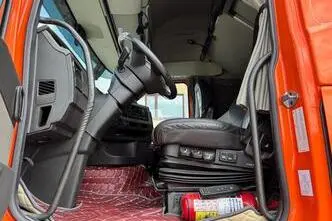 Volvo FH500, 375 kW, дизель, автомат