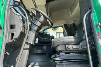 Volvo FH540, 405 kW, diesel, automatic