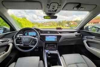 Audi e-tron, 300 kW, electric, automatic, four-wheel drive