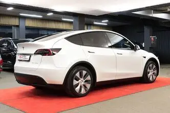 Tesla Model Y, 153 kW, elekter, automaat, nelikvedu