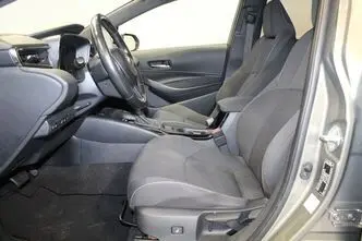 Toyota Corolla, 1.2, 85 kW, бензин, автомат, передний привод