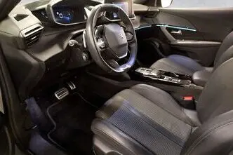 Peugeot 2008, 1.2, 96 kW, bensiin, automaat, esivedu