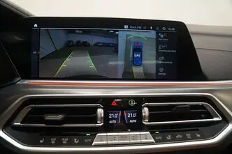 BMW X5, 3.0, 250 kW, hybrid, automatic, four-wheel drive