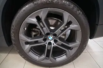 BMW X5, 3.0, 250 kW, hybrid, automatic, four-wheel drive