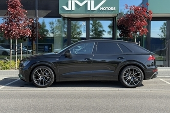 Audi Q8, 3.0, 210 kW, гибрид, автомат, полный привод