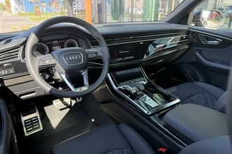 Audi Q8, 3.0, 210 kW, гибрид, автомат, полный привод