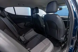 Opel Astra, 1.6, 147 kW, бензин, автомат, передний привод