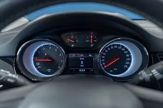 Opel Astra, 1.6, 147 kW, бензин, автомат, передний привод