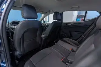 Opel Astra, 1.6, 147 kW, бензин, автомат, передний привод