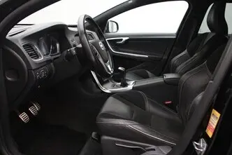 Volvo V60, 2.0, 140 kW, дизель, механическая, передний привод
