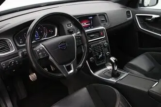 Volvo V60, 2.0, 140 kW, дизель, механическая, передний привод