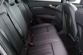 Audi Q4 e-tron, 89 kW, elekter, automaat, tagavedu