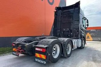 Volvo FH 16 750 6x4, 552 kW, дизель, автомат
