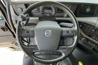 Volvo FH 16 750 6x4, 552 kW, дизель, автомат