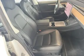 Tesla Model 3, 208 kW, elekter, automaat, tagavedu